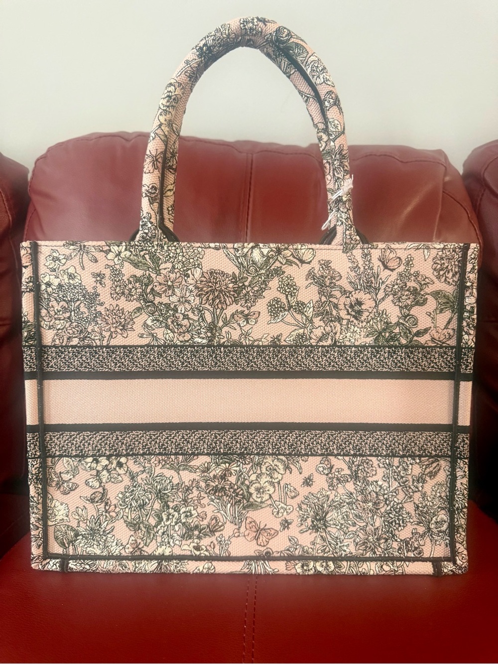 DIOR LUCKY MEDIUM DIOR BOOK TOTE - Picture 7 of 11